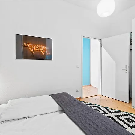 Holiday 33 Apartments E-G Schönhauser Allee Berlin Exterior foto