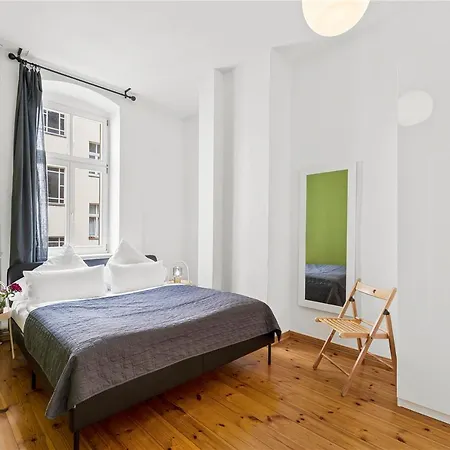 Holiday 33 Apartments E-G Schönhauser Allee Berlin Exterior foto